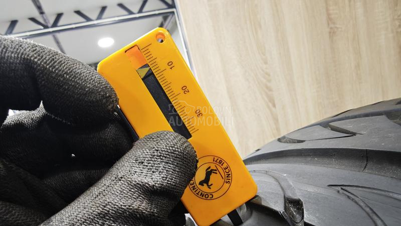 Pirelli 235/45 R18 Letnja