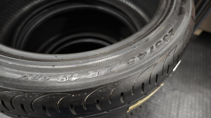 Pirelli 235/45 R18 Letnja