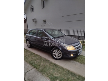 Opel Astra H 