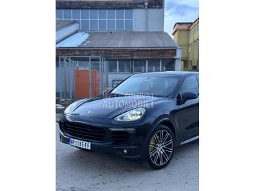 Porsche Cayenne 