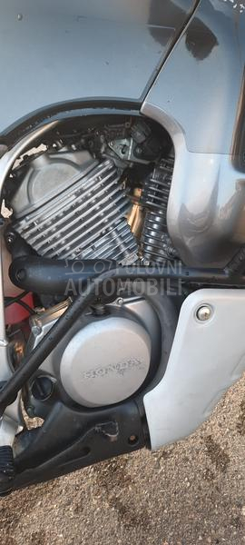 Honda Transalp 600 V PD 10