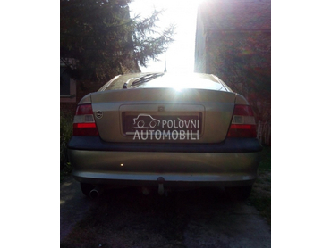 Branik zadnji za Opel Vectra B