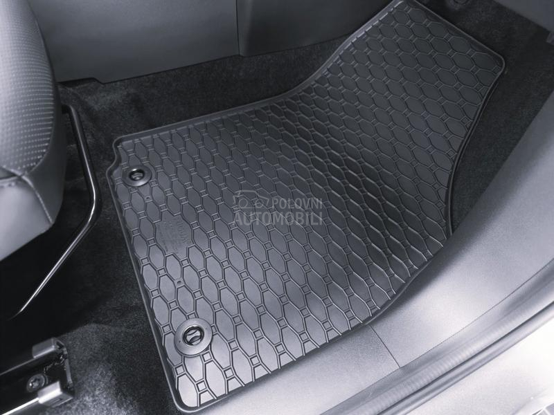 Tipske gumene patosnice