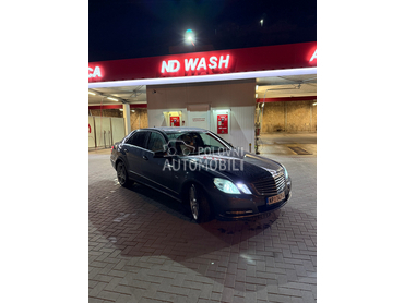 Mercedes Benz E 300 