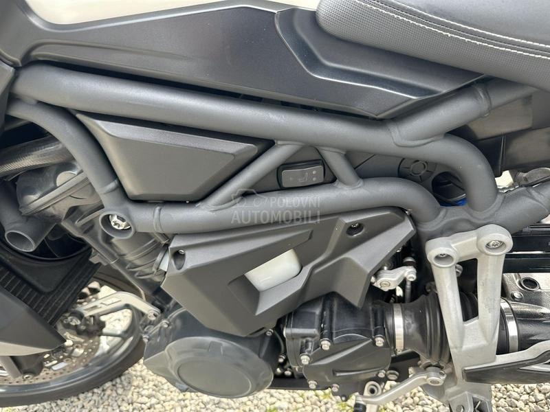 Triumph Tiger explorer 1200