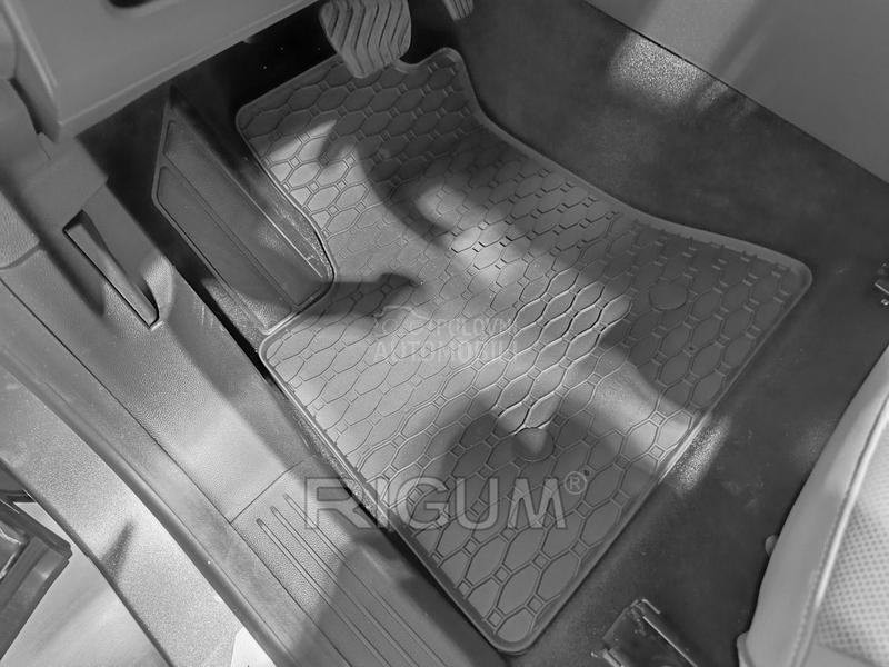 Tipske gumene patosnice