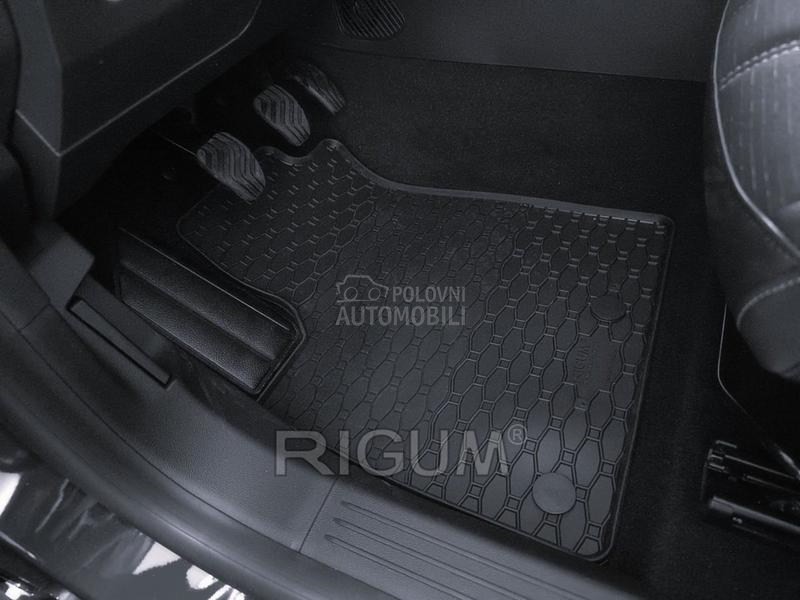 Tipske gumene patosnice