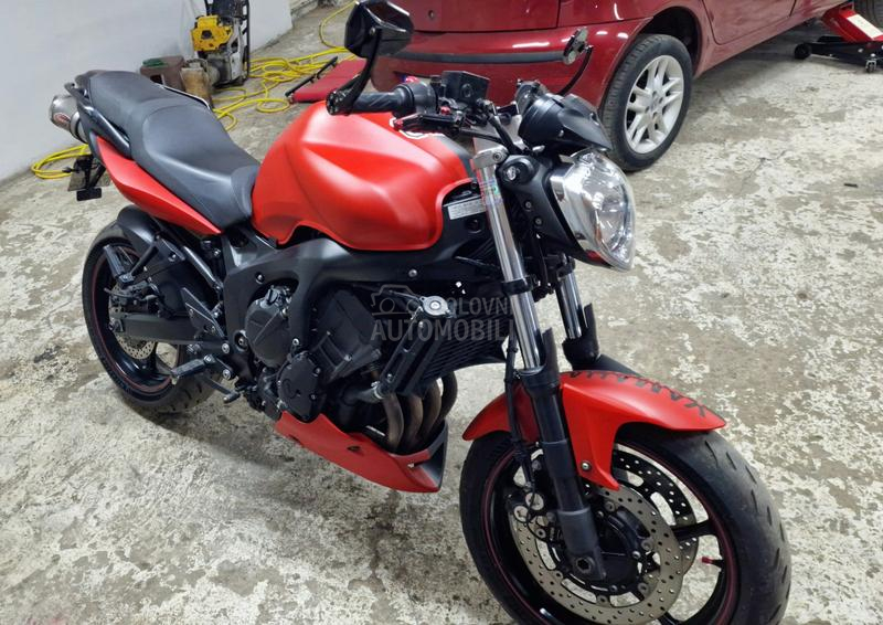 Yamaha FZ6