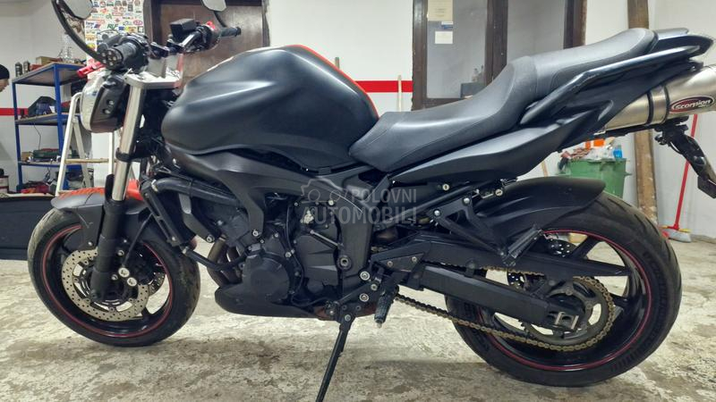 Yamaha FZ6