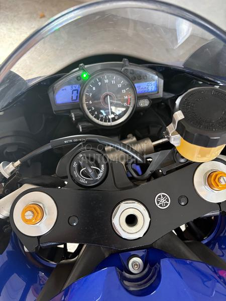 Yamaha R1