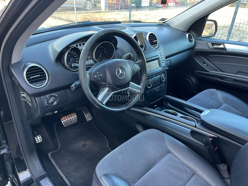 Mercedes Benz ML 320 