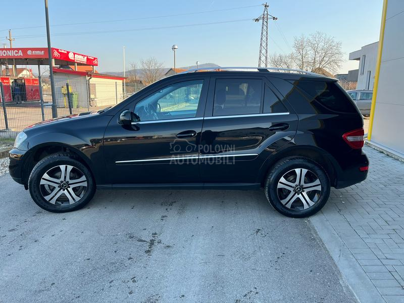 Mercedes Benz ML 320 