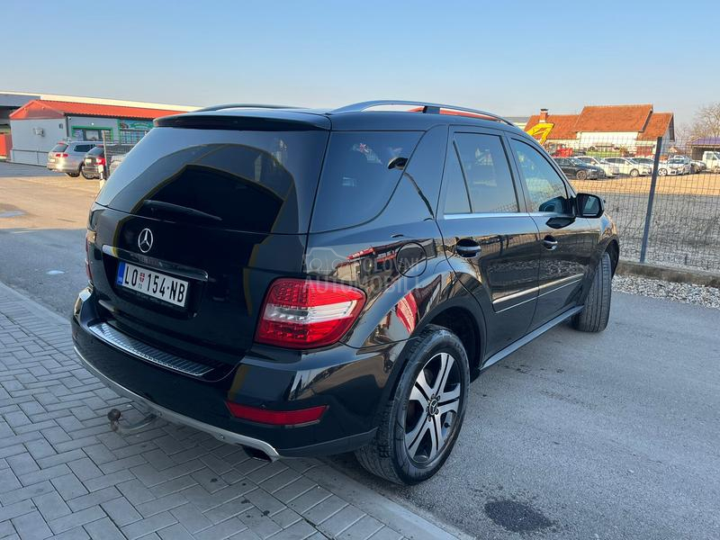Mercedes Benz ML 320 
