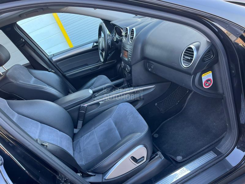 Mercedes Benz ML 320 