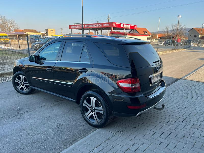 Mercedes Benz ML 320 
