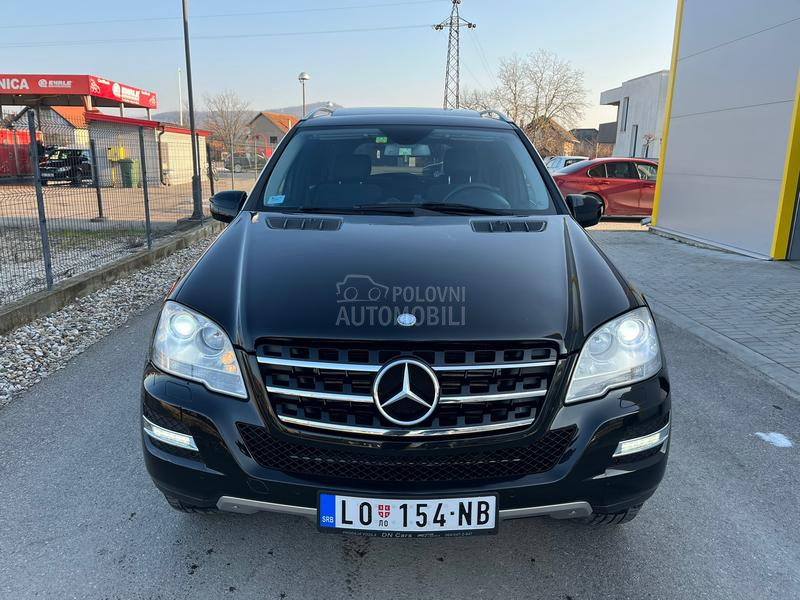 Mercedes Benz ML 320 