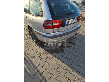 Volvo V40 1.8