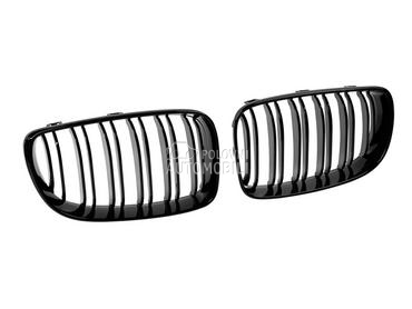 Prednja maska bubrezi e87 za BMW 125, 116, 118 ... od 2007. do 2011. god.