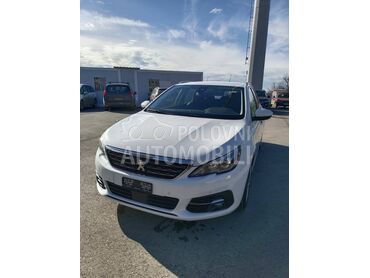 Peugeot 308 1.2 PURETECH  STYLE