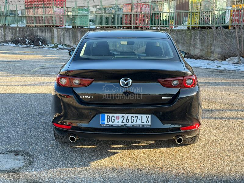 Mazda 3 2.0