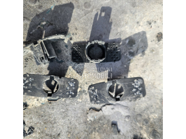 nosaci parking senzora mk2 za Ford Kuga