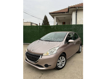 Peugeot 208 94 000 N-O-V