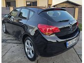 Opel Astra J 