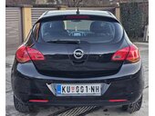 Opel Astra J 