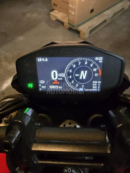 Ducati HYPERMOTARD