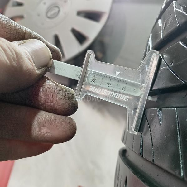 Esa Tecar 225/45 R17 Letnja