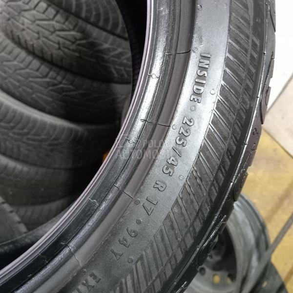 Esa Tecar 225/45 R17 Letnja