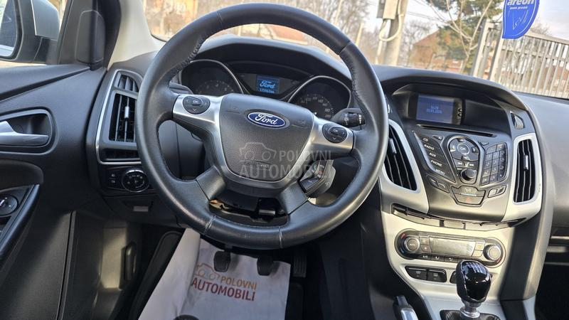 Ford Focus 1.6 TITANIUM