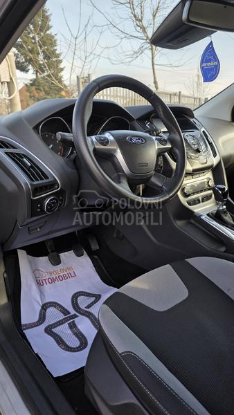 Ford Focus 1.6 TITANIUM