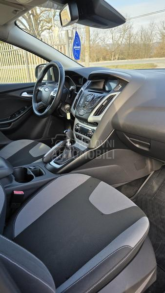 Ford Focus 1.6 TITANIUM