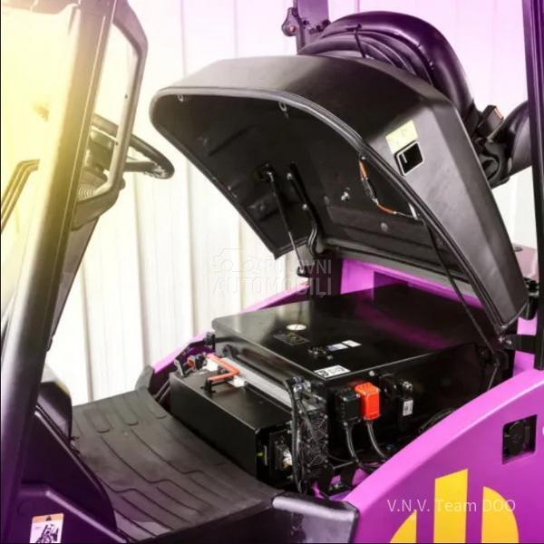 Jungheinrich AntOn CBH 3.0t 4800mm