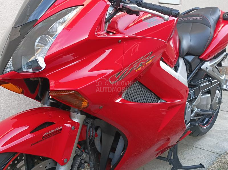 Honda VFR 800 FI ABS uvoz CH
