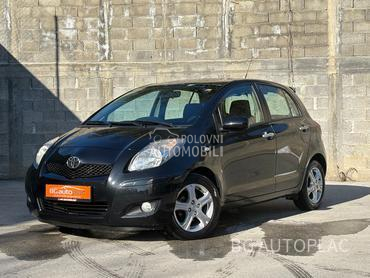 Toyota Yaris 1.3 VVT-i Na.vi Alu