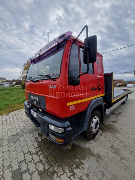 MAN le 8 220