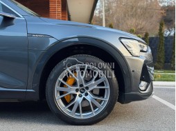 Audi e-tron 55 Quattro S-Line slika 11