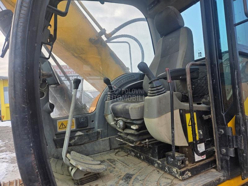JCB JS 220  NC