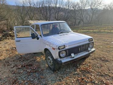 Lada Niva 