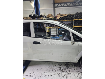 Desna vrata za troje vrata za Fiat EVO od 2010. do 2013. god.