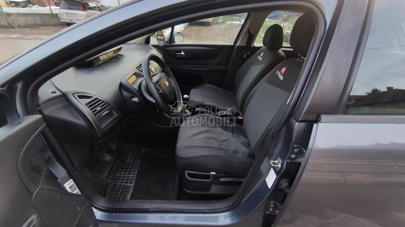 Citroen C4 OČUVAN