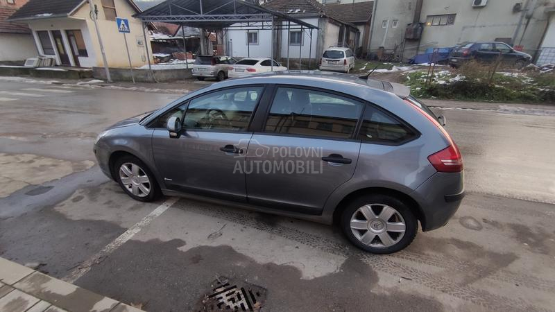 Citroen C4 OČUVAN