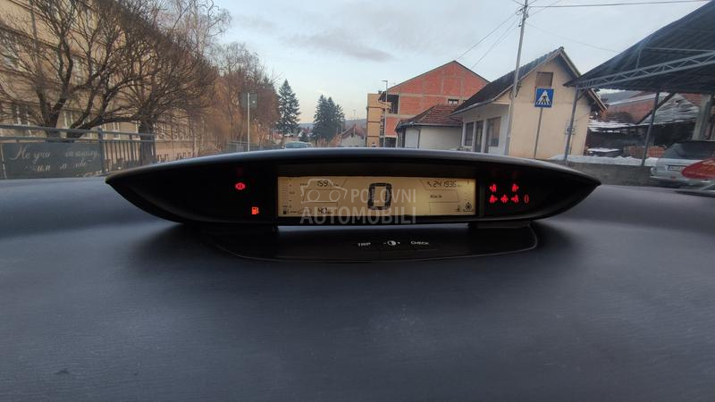 Citroen C4 OČUVAN