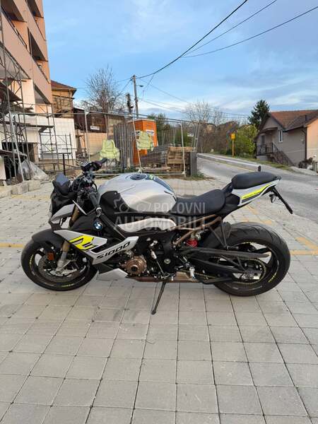BMW S1000R
