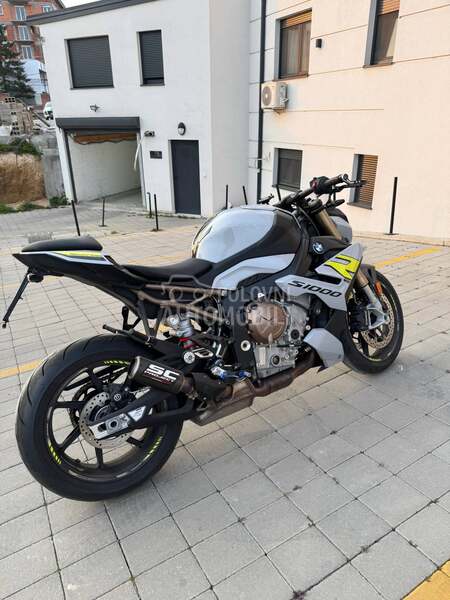 BMW S1000R