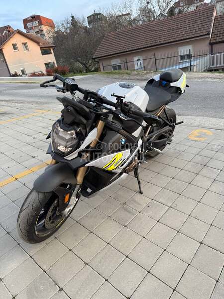 BMW S1000R