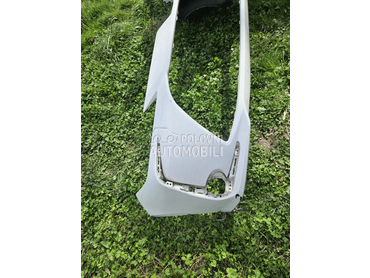 prednji branik za Toyota Corolla