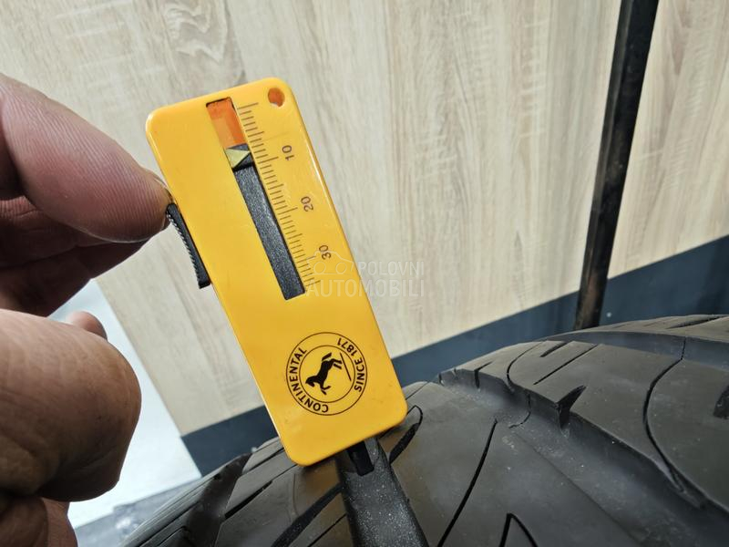 Esa Tecar 215/50 R17 Letnja